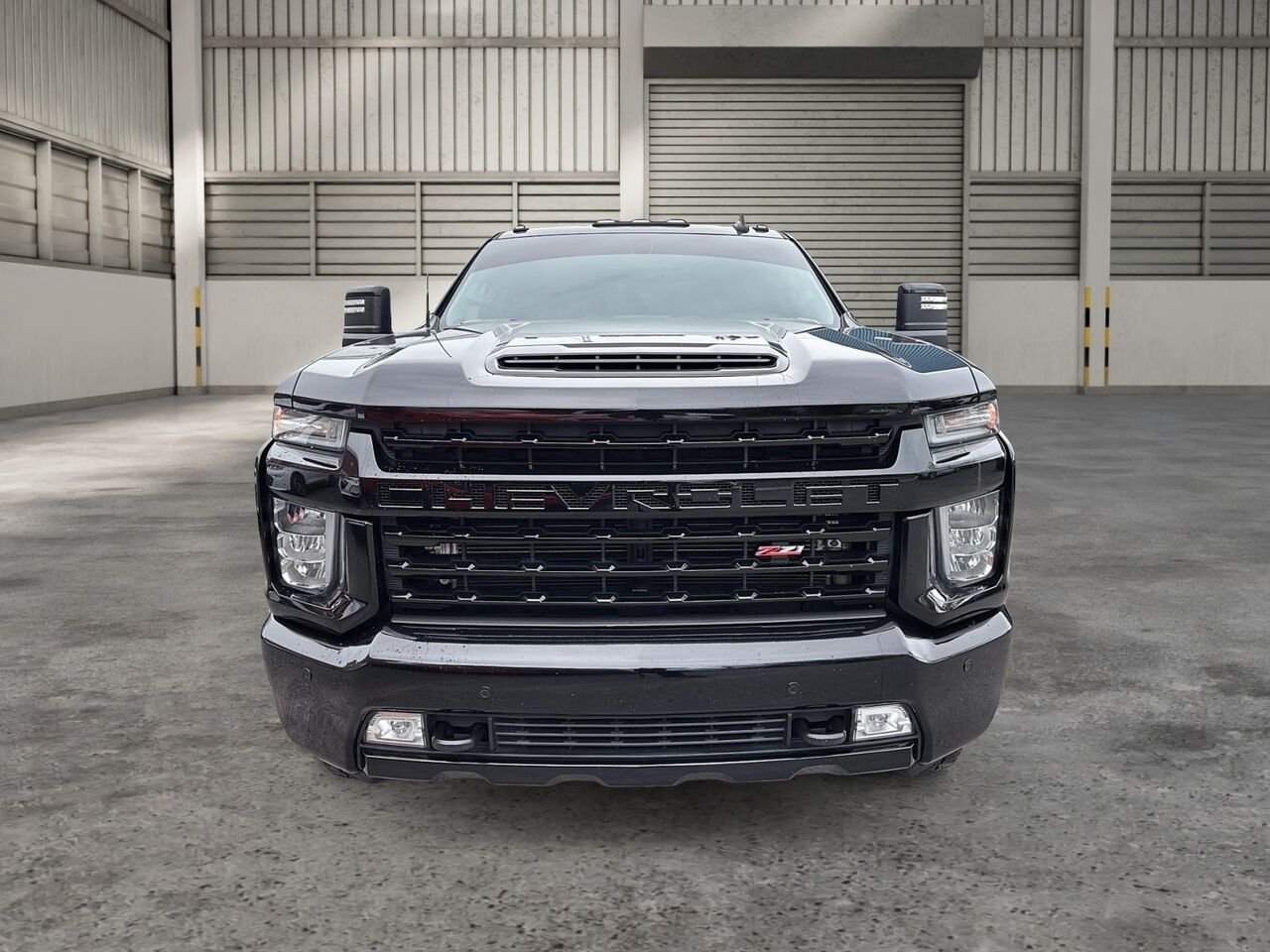 CHEVROLET SILVERADO UNKNOWN 2023 Noir Saint-Hyacinthe - photo #1