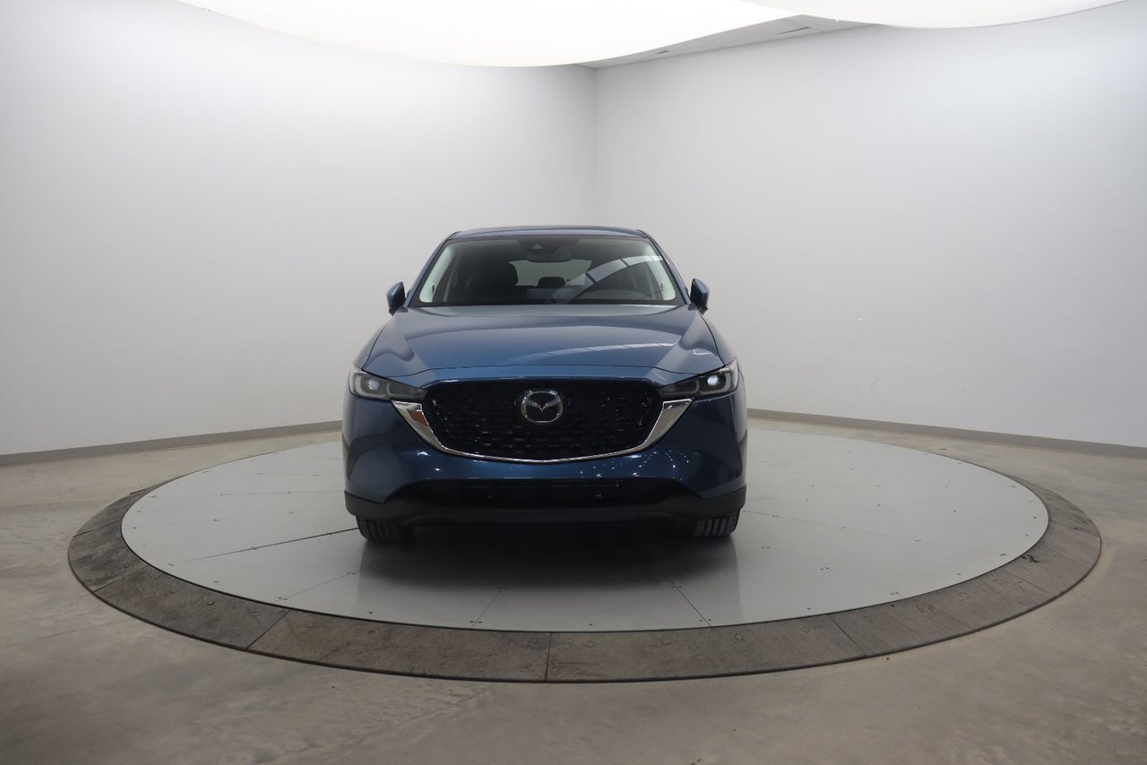 Mazda CX-5 NIV JM3KFBDM2N0591768 2022 Bleu Chicoutimi - photo #1