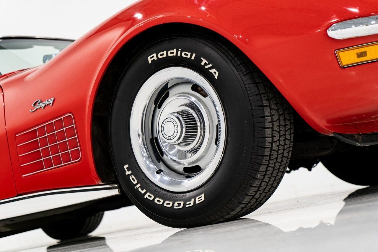 Chevrolet Corvette *PRIX EN USD* Matching# LT1 350/330HP 1971 Rouge Montréal - photo #44