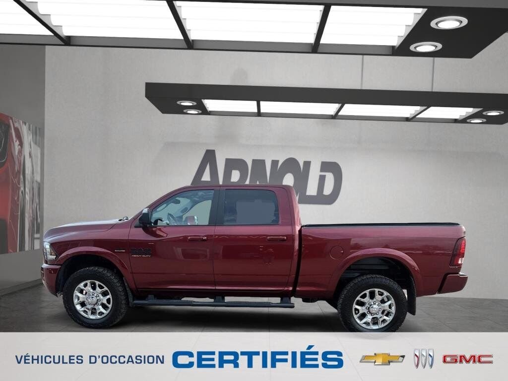 2017 Ram 2500 VIN 3C6UR5FJ9HG555161 Red Chicoutimi - photo #4