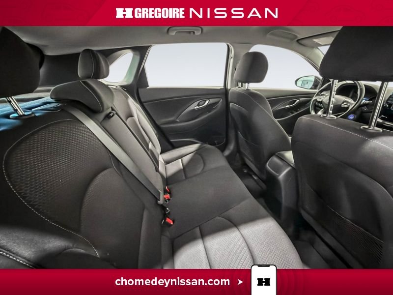 Hyundai Elantra 2018 Noir Laval - photo #24