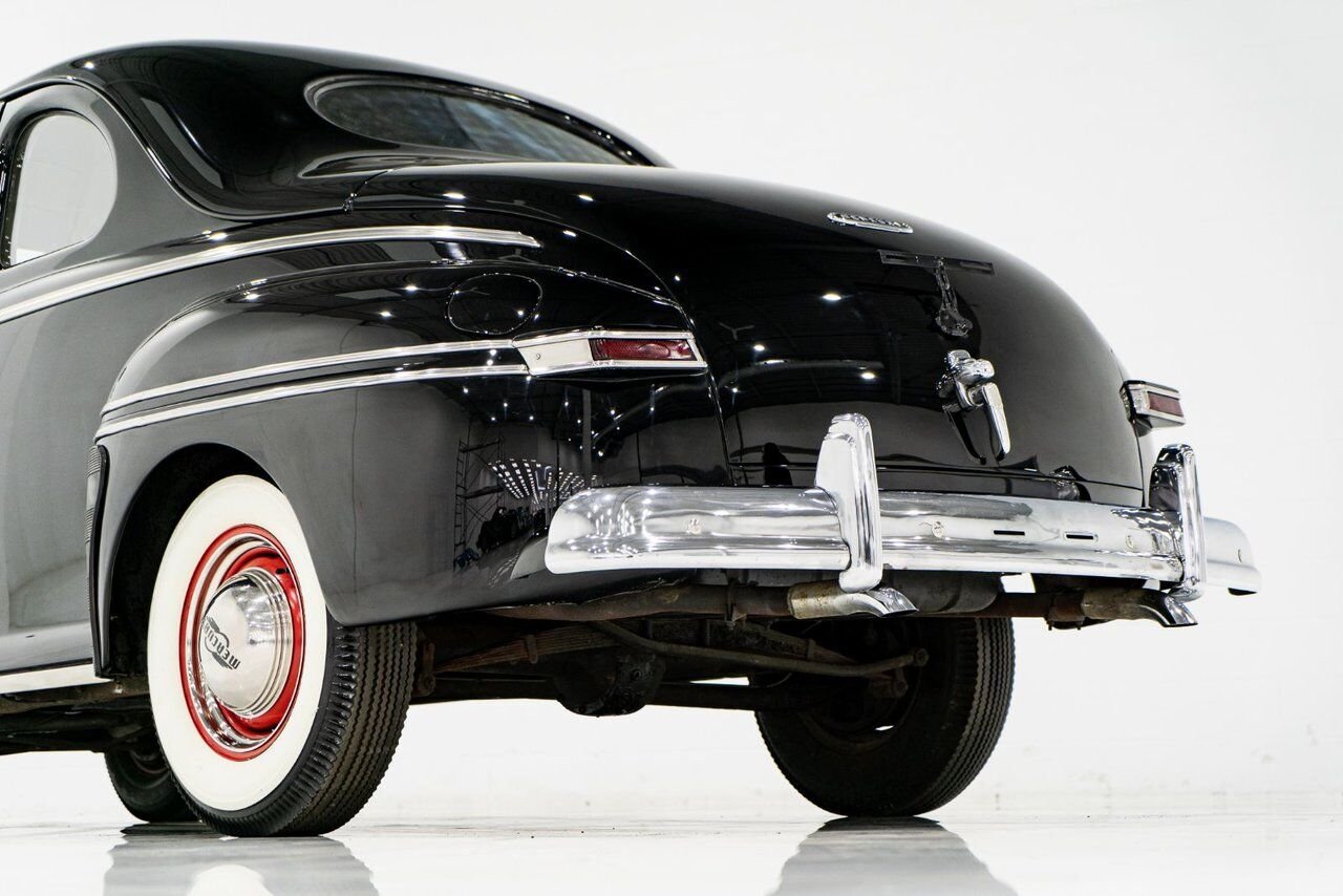 Mercury Eight Business Coupe 1947 Noir Montréal - photo #34