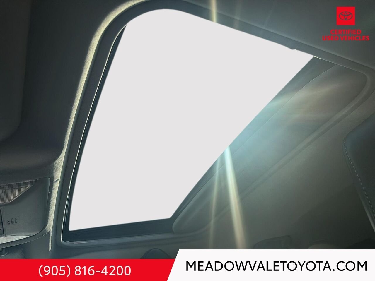 2023 Toyota RAV4 19" Alloys, Power Sunroof, Power TRunk, Soft Tex Leather Seats with Memory Silver Sky Metallic Mississauga - photo #10
