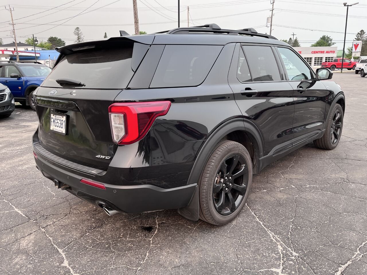 Ford Explorer 2024 Noir Mont-Laurier - photo #4