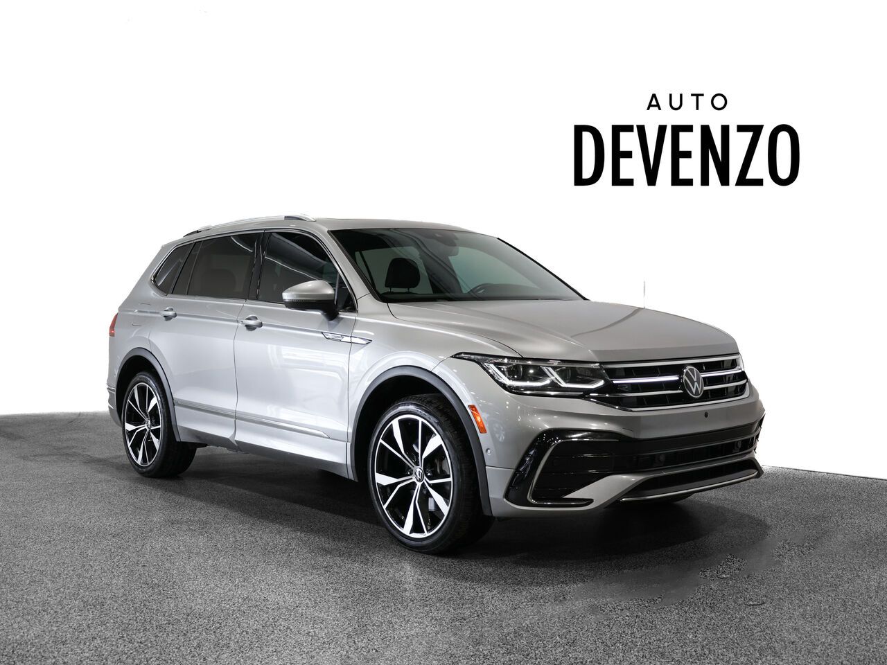 Silver 2023 Volkswagen Tiguan SUV / Crossover All-Wheel Drive Automatic