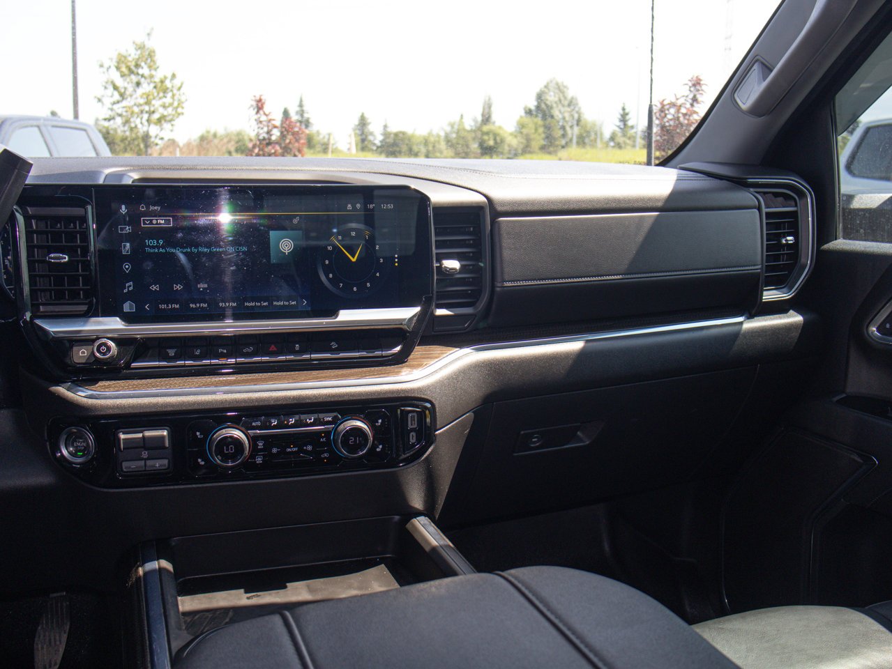2024 Chevrolet Silverado 2500HD 4WD Crew Cab 159 LT Black Sherwood Park - photo #31