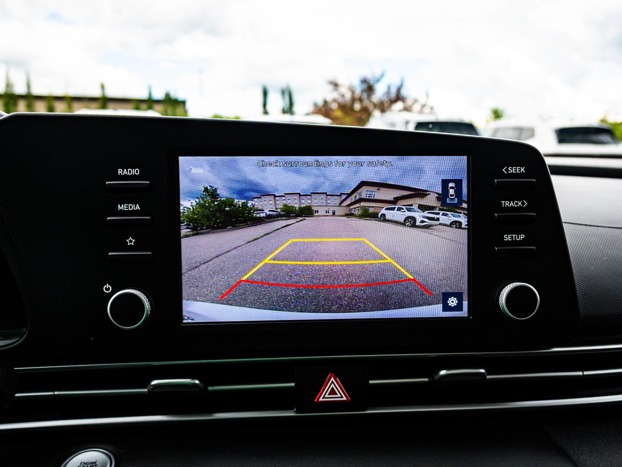 2022 Hyundai Elantra Preferred IVT White Sherwood Park - photo #24
