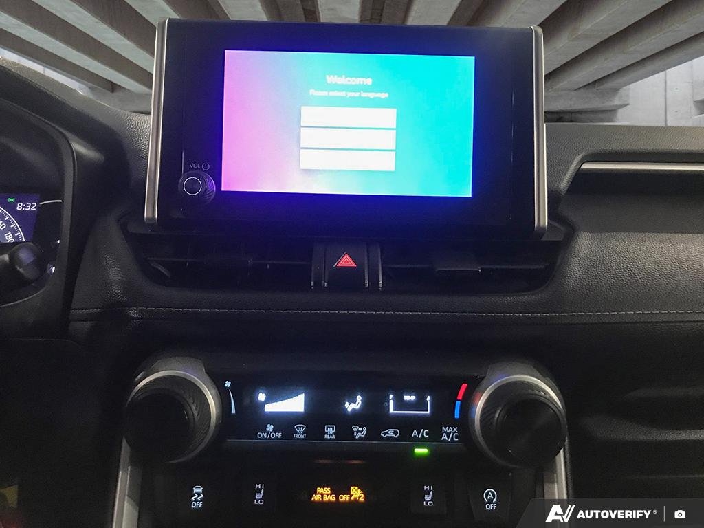 2023 Toyota RAV4 2601206A | LE White Edmonton - photo #18