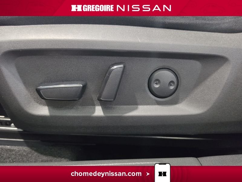 Nissan Rogue 2024 Bleu Laval - photo #18