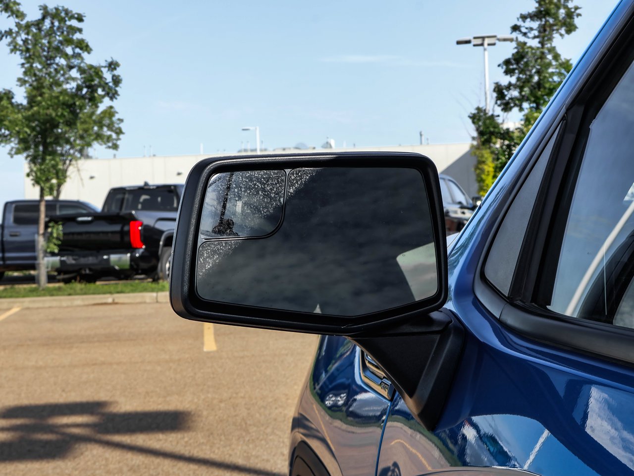 2023 GMC Sierra 1500 4WD Crew Cab 147 Elevation Blue Sherwood Park - photo #12