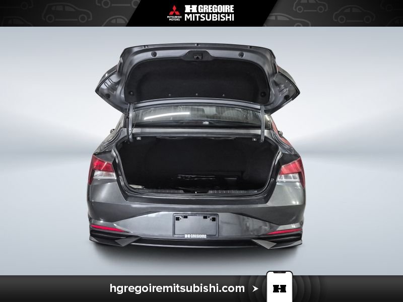 Hyundai Elantra 2023 Gris Saint-Eustache - photo #29