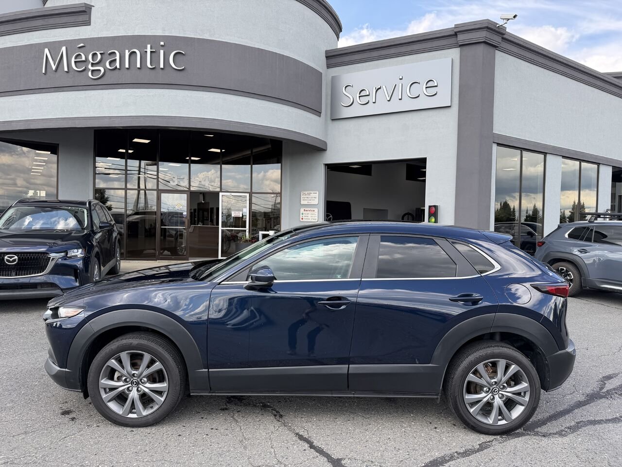 Mazda CX-30 2024 Bleu Lac Mégantic - photo #1