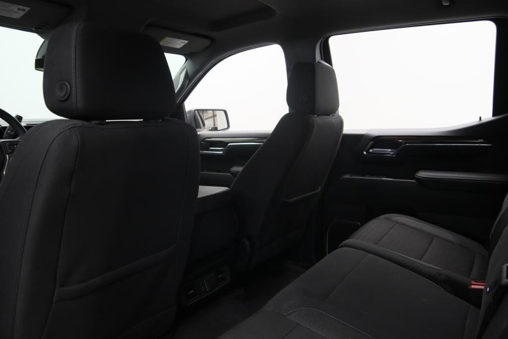 Chevrolet Silverado 1500 NIV 1GCUDEED8RZ166970 2024 Gris Baie-Comeau - photo #9