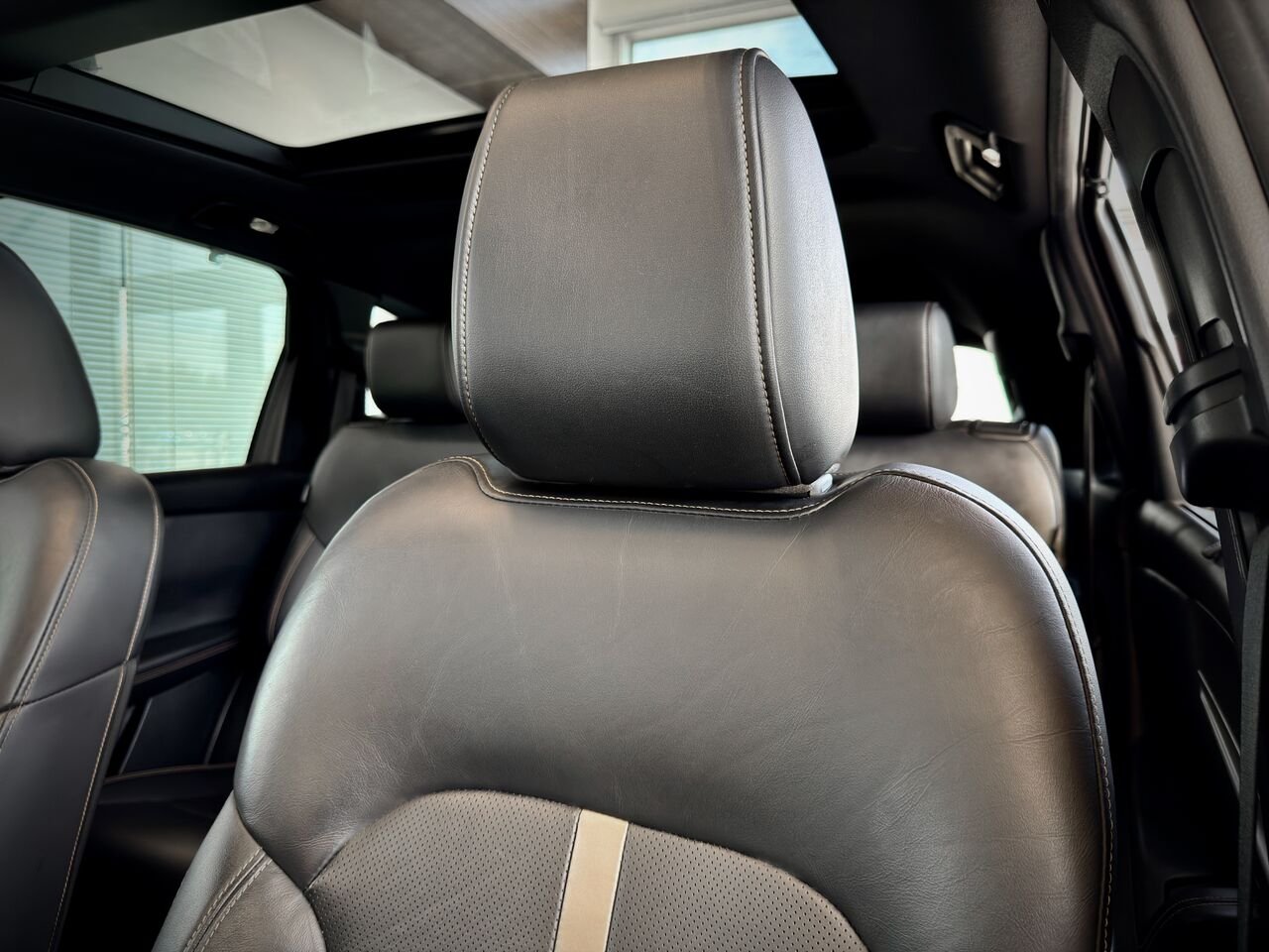 2024 Mazda CX-90 hybride léger White Notre-Dame-des-Prairies - photo #22