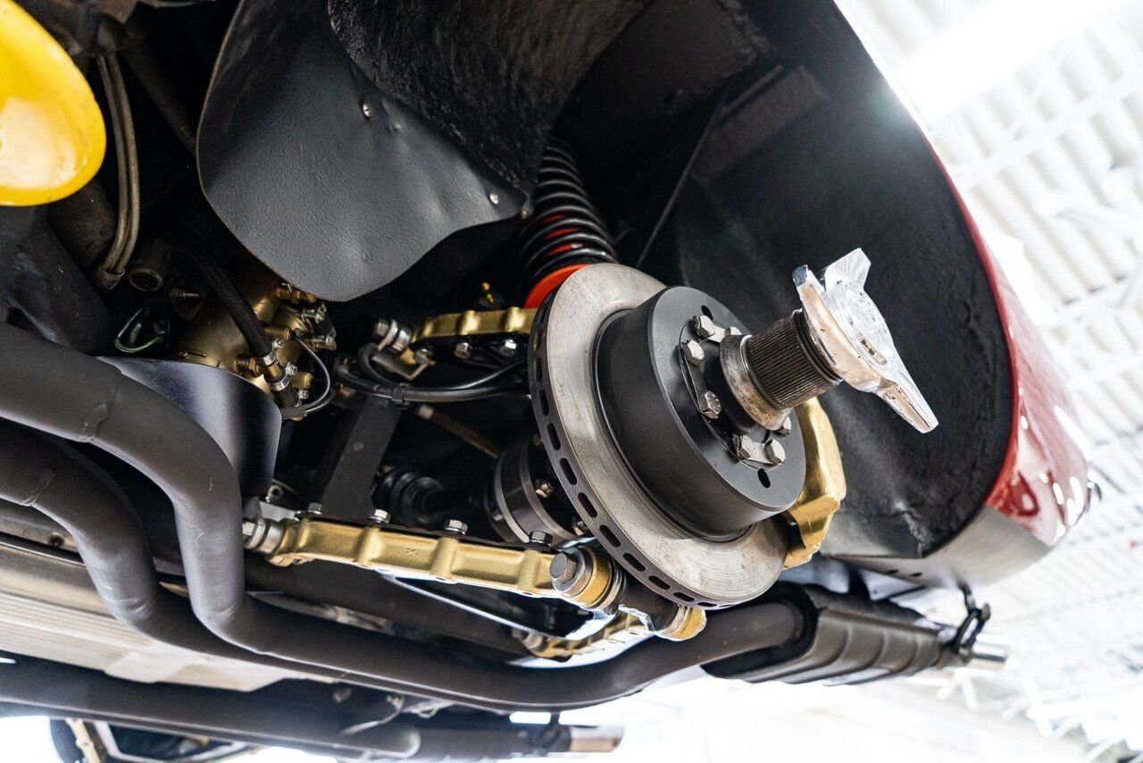 1973 Ferrari 365 GTB4 Daytona 18,301 miles With Orig Books/Tools/ Carbs / Filter Box Red Montreal - photo #123