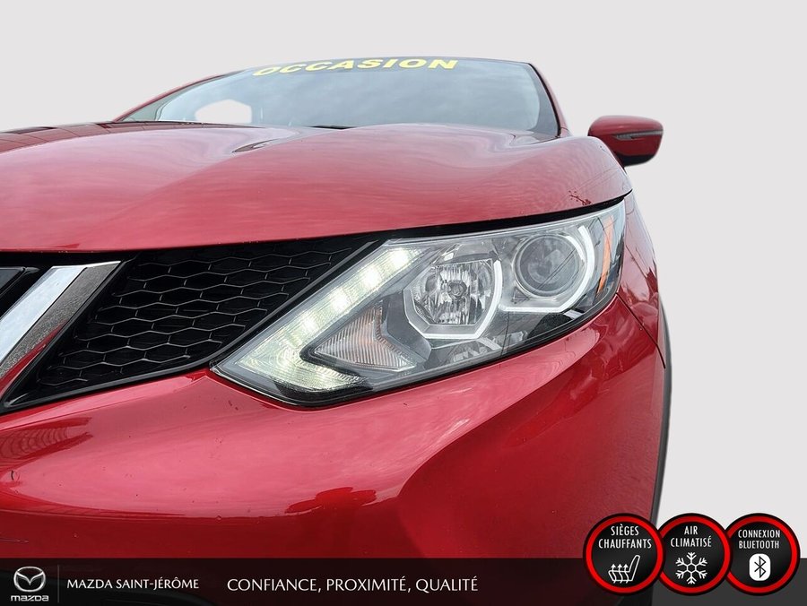 Nissan Qashqai SV | AWD | TOIT OUVRANT | MAGS | 2018 Rouge