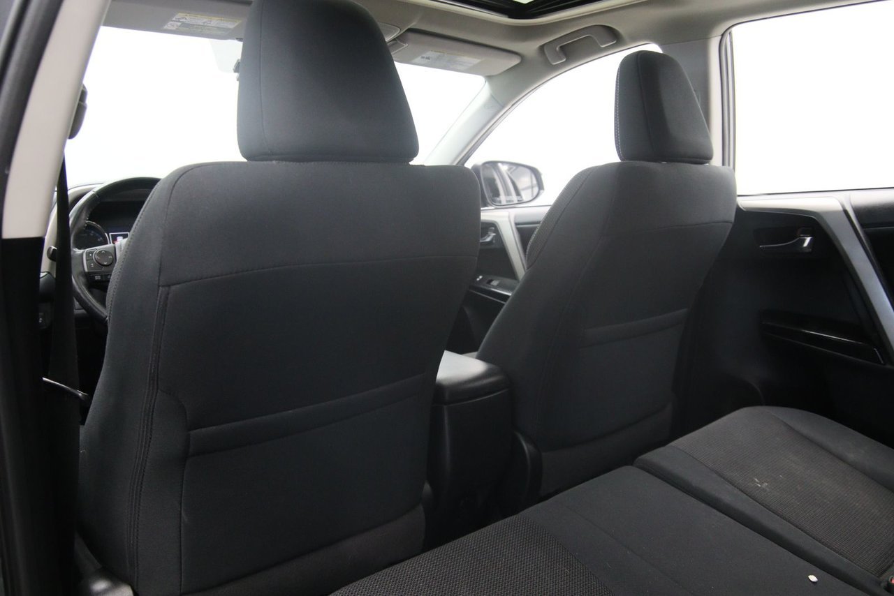 Toyota RAV4 NIV 2T3RFREV9JW852844 2018 Gris Chicoutimi - photo #9