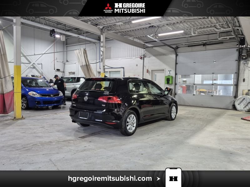 2016 Volkswagen Golf Black Laval - photo #8