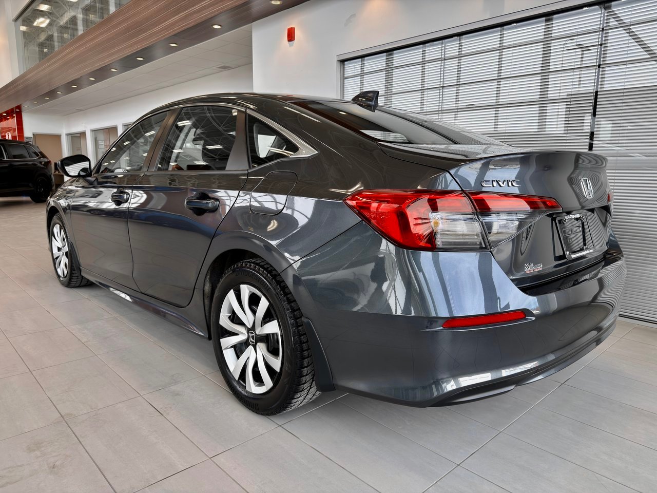 2023 Honda Civic Sedan Silver Notre-Dame-des-Prairies - photo #7