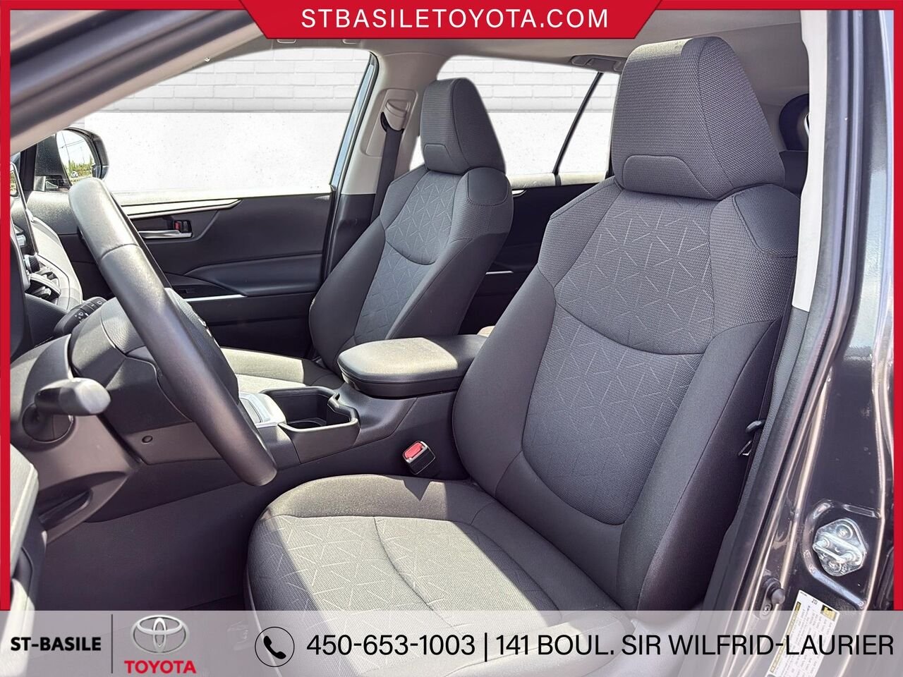 2025 TOYOTA RAV4 Magnetic Grey Metallic Saint-Basile-le-Grand - photo #10