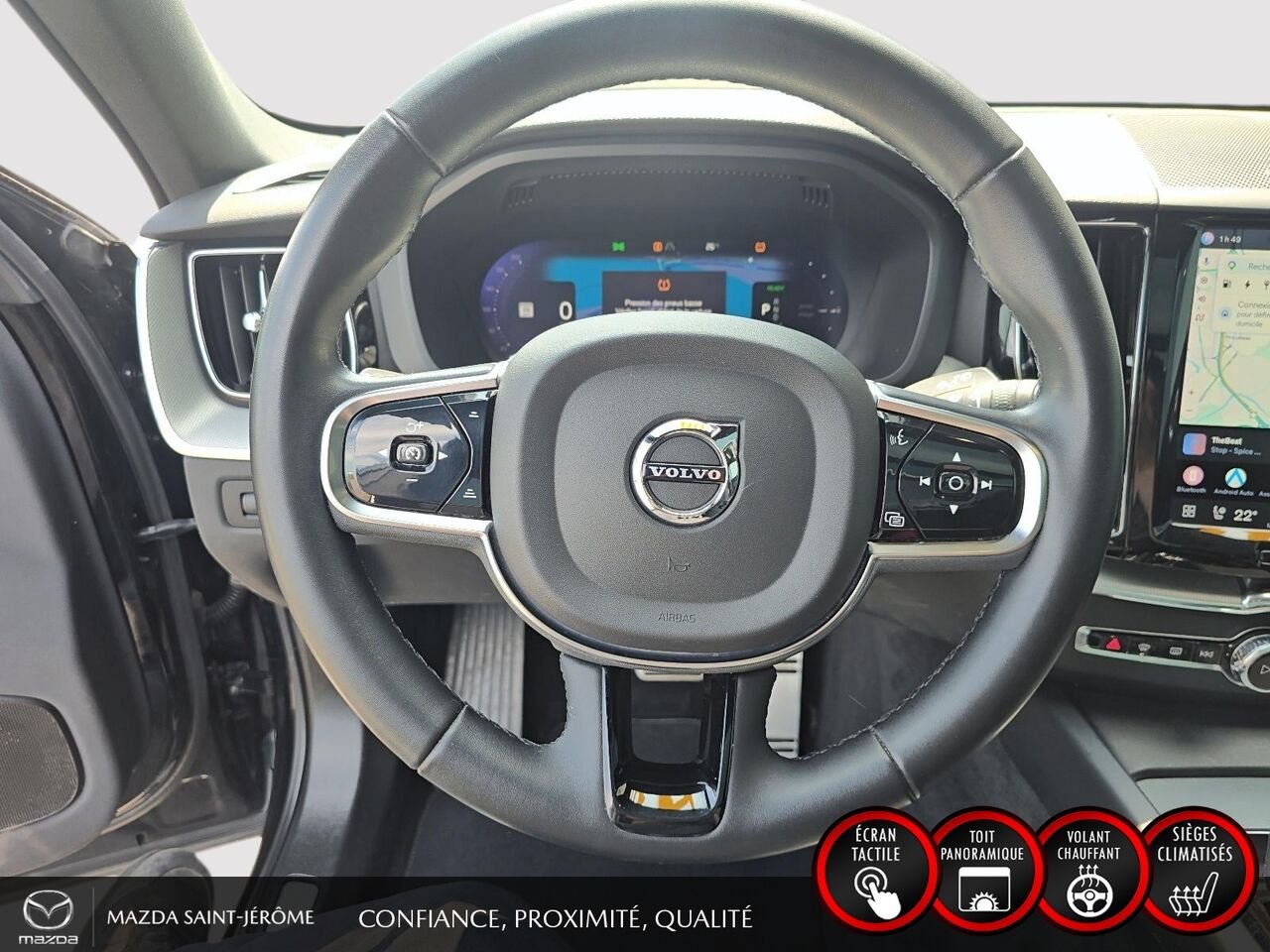 Volvo XC60 Recharge T8 R-Design hybride rechargeable | POLESTAR | TOIT PANORAMIQUE | AWD | CUIR | 2022 Noir Saint-Jérôme - photo #13