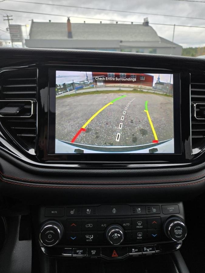 2025 Dodge Durango White Nantes - photo #12