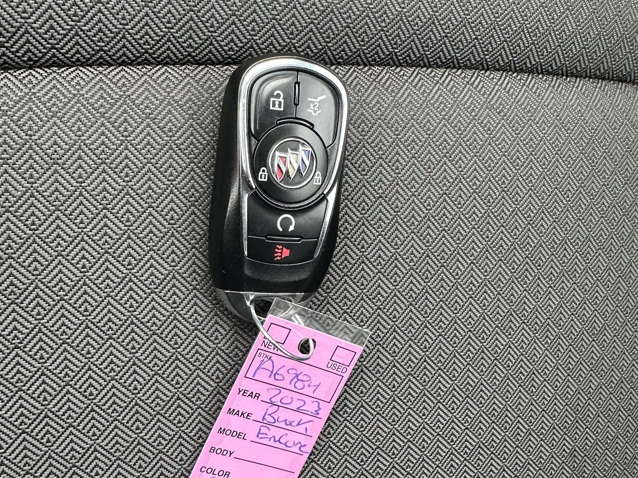 BUICK ENCORE GX SELECT Sélect 4 portes TI 2023 Blanc Ottawa & Gatineau - photo #12