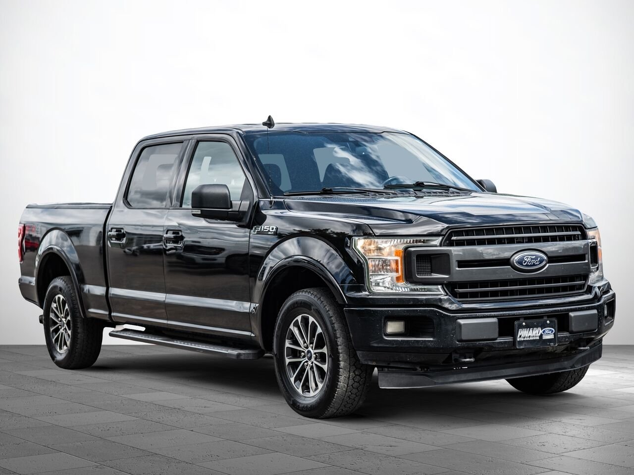 2019 Ford F-150 Black Sainte-Julienne - photo #1