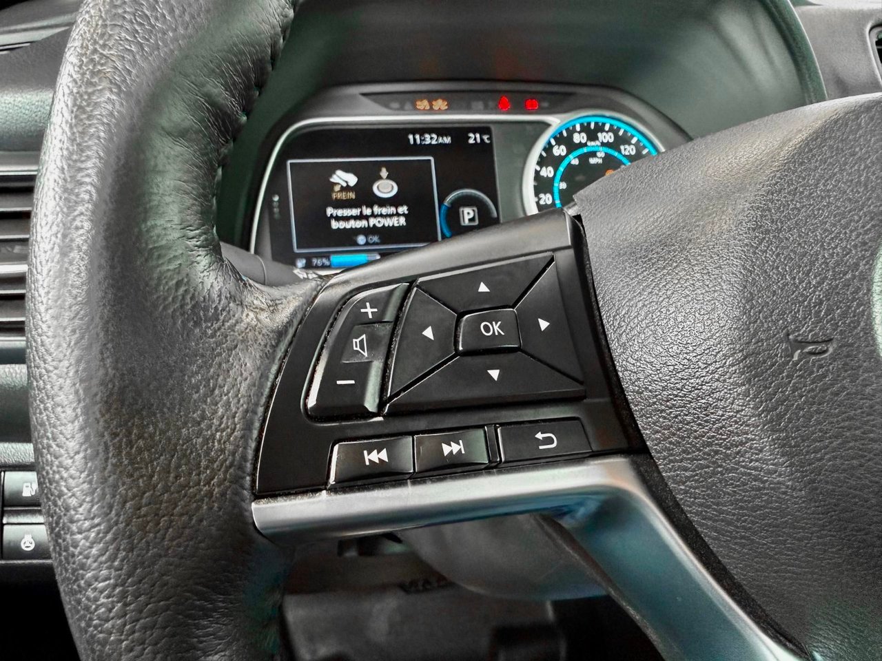 2023 Nissan Leaf Notre-Dame-des-Prairies - photo #18