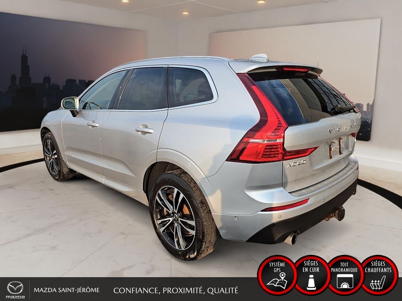 Volvo XC60 T6 Momentum | TOIT OUVRANT | CUIR | AWD | 2019 Gris Saint-Jérôme - photo #8