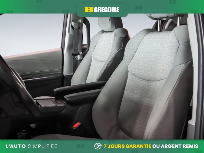 Toyota Sienna 821057 | LE AWD AUTO A/C MAGS CAM RECUL BLUETOOTH 2023 Noir Laval - photo #20