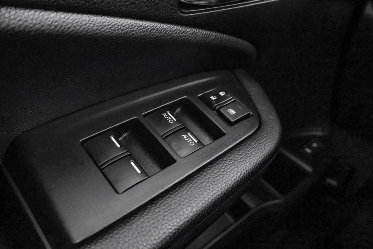 2022 Honda Pilot Touring 7-Passenger AWD Grey Sherwood Park - photo #15