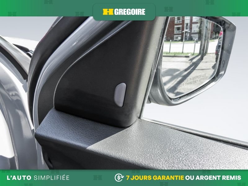 2024 Nissan Kicks Grey Blainville - photo #27