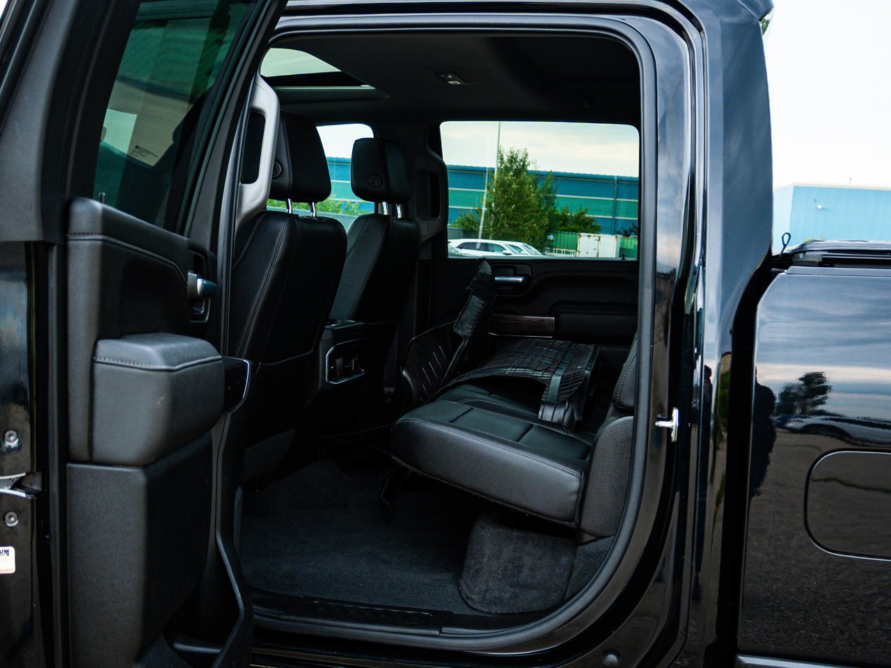 2022 Chevrolet Silverado 3500HD 4WD Crew Cab 159 LTZ Black Sherwood Park - photo #31