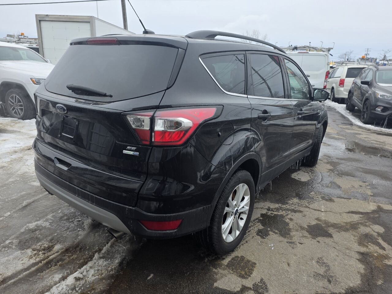 2018 Ford Escape Black  - photo #6