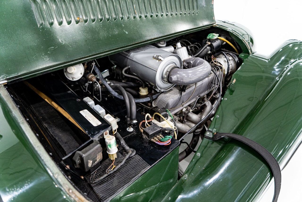 1970 Morgan Plus 8 Unrestored with only 7137km (4435miles) | PRIX EN USD Green Montreal - photo #75