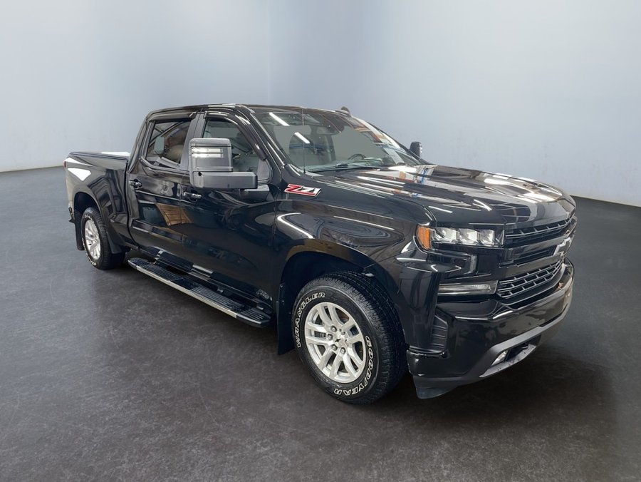 Chevrolet Silverado 1500 4WD Crew Cab 2021 Noir