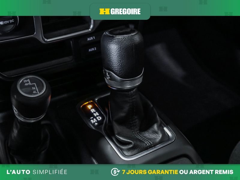 2023 Jeep Wrangler Yellow Saint-Eustache - photo #17