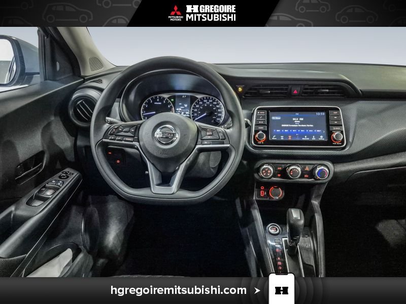 Nissan Kicks 2021 Gris Laval - photo #17