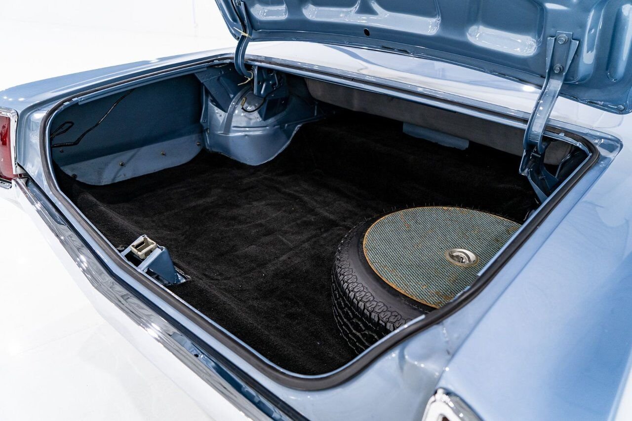 1966 Oldsmobile 442 PRIX EN USD | Matching# 400cu.in. 4-Speed Blue Montreal - photo #85