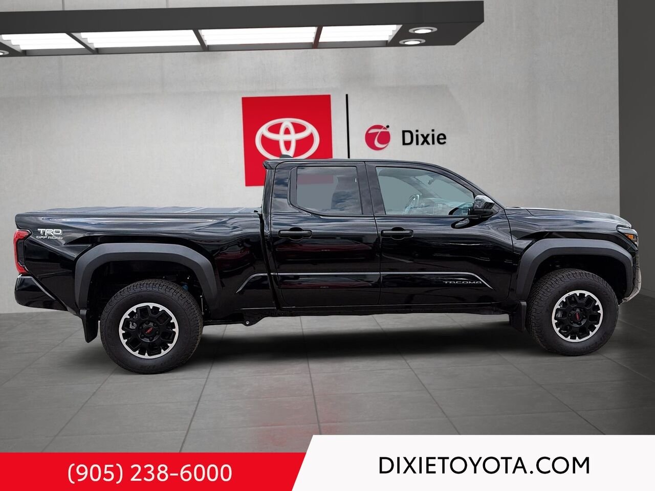 2025 Toyota Tacoma TRD OFFROAD / CLEAN CARFAX Mississauga - photo #2