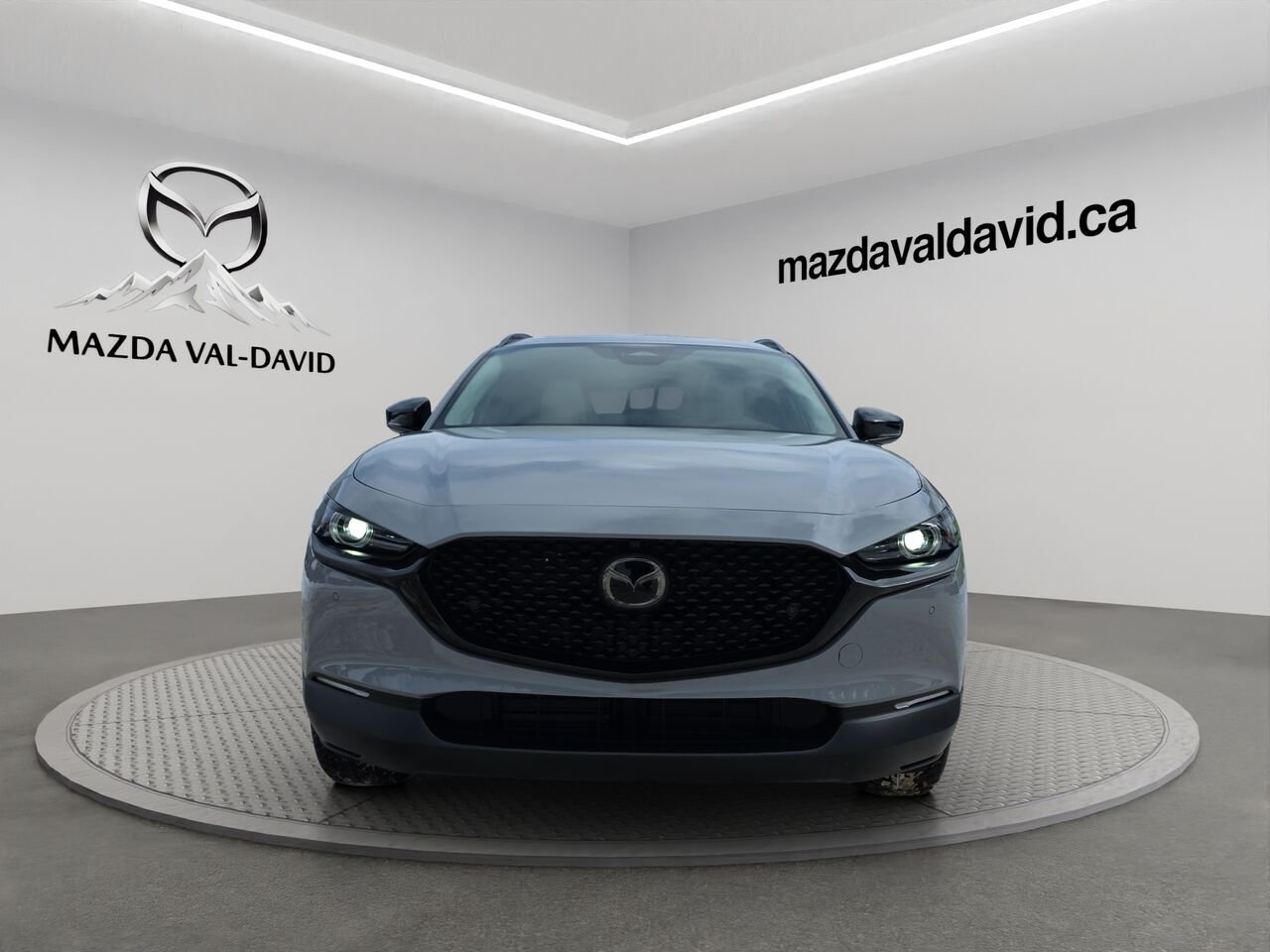 2026 Mazda CX-30 GT turbo, awd, toit ouvrant, Écran 360 degré, Navigation, chargeur sans fil pour cellulaire Aero Grey Metallic Val-David - photo #3