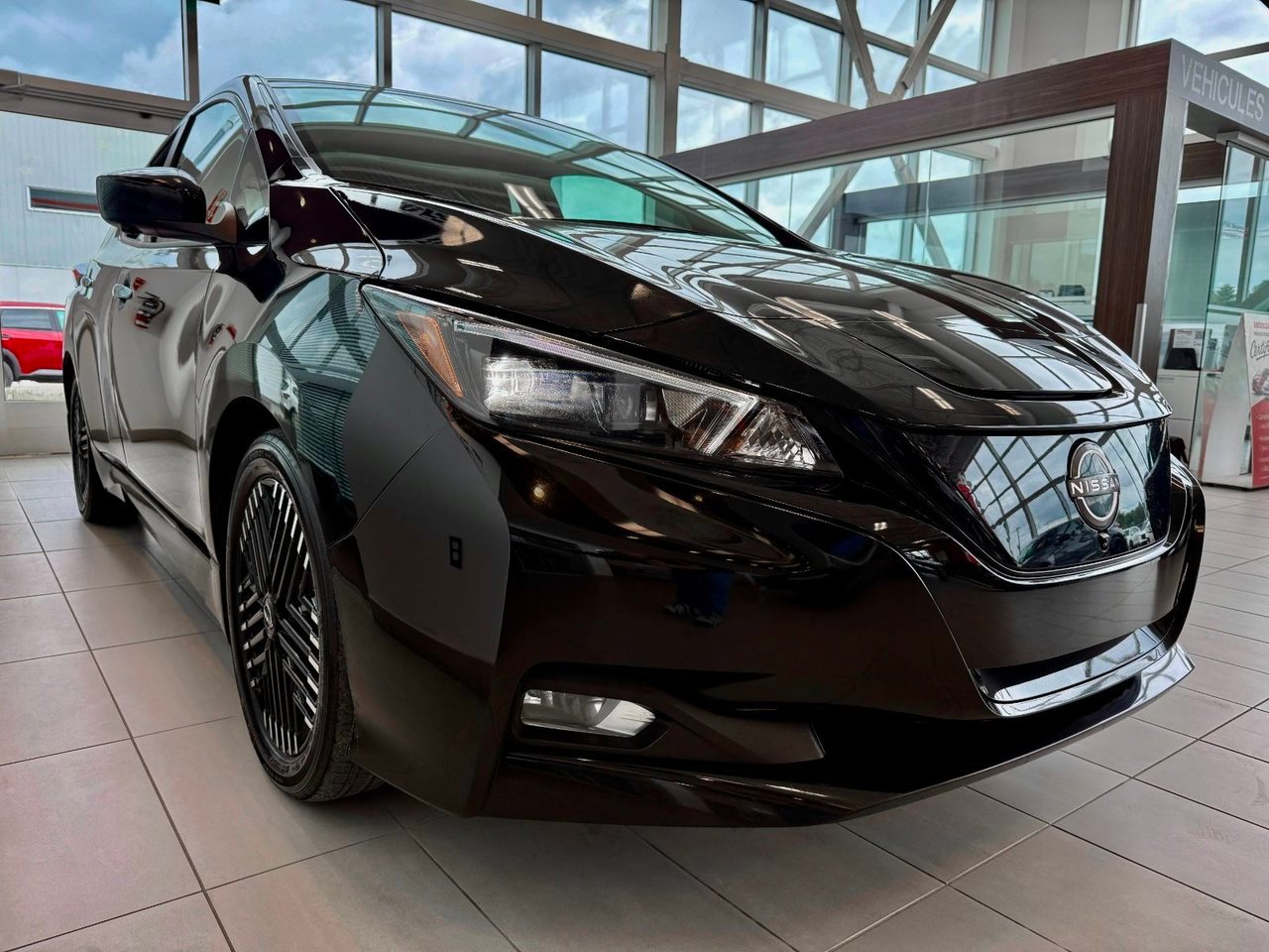 2023 Nissan Leaf Notre-Dame-des-Prairies - photo #5