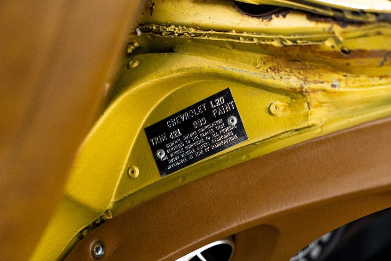 1972 Chevrolet Corvette Unrestored matching# LT1 with documented 103,454km(64,283mi) | PRIX EN USD Gold Montreal - photo #74