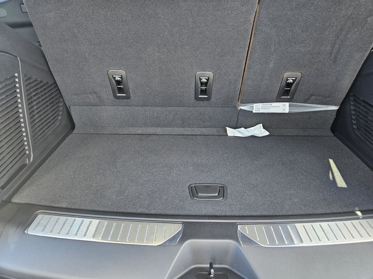 Chevrolet Tahoe High Country 4 portes 4RM 2026 NOIR Thetford Mines - photo #18
