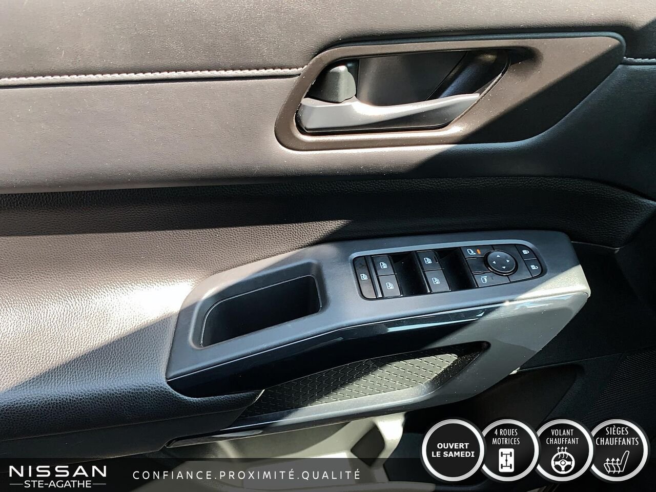 2024 Nissan Pathfinder SV 4RM Blue Saint-Jérôme - photo #15