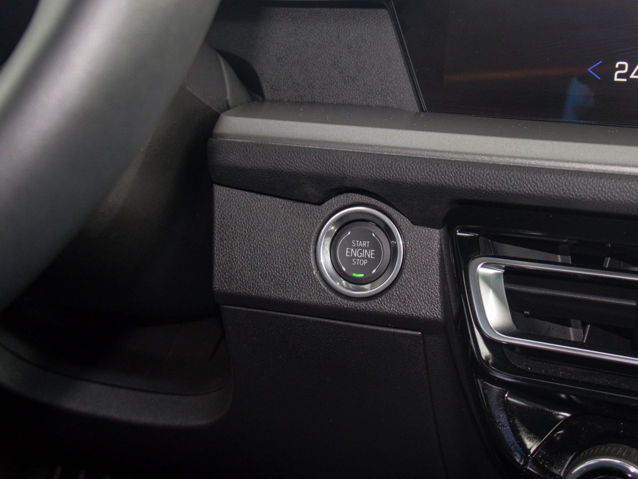 2026 Chevrolet Traverse AWD 4dr LT Black Sherwood Park - photo #23