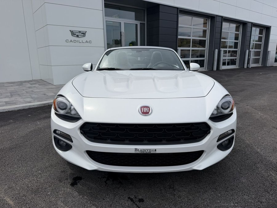 FIAT 124 Spider 2017 2017 Blanc