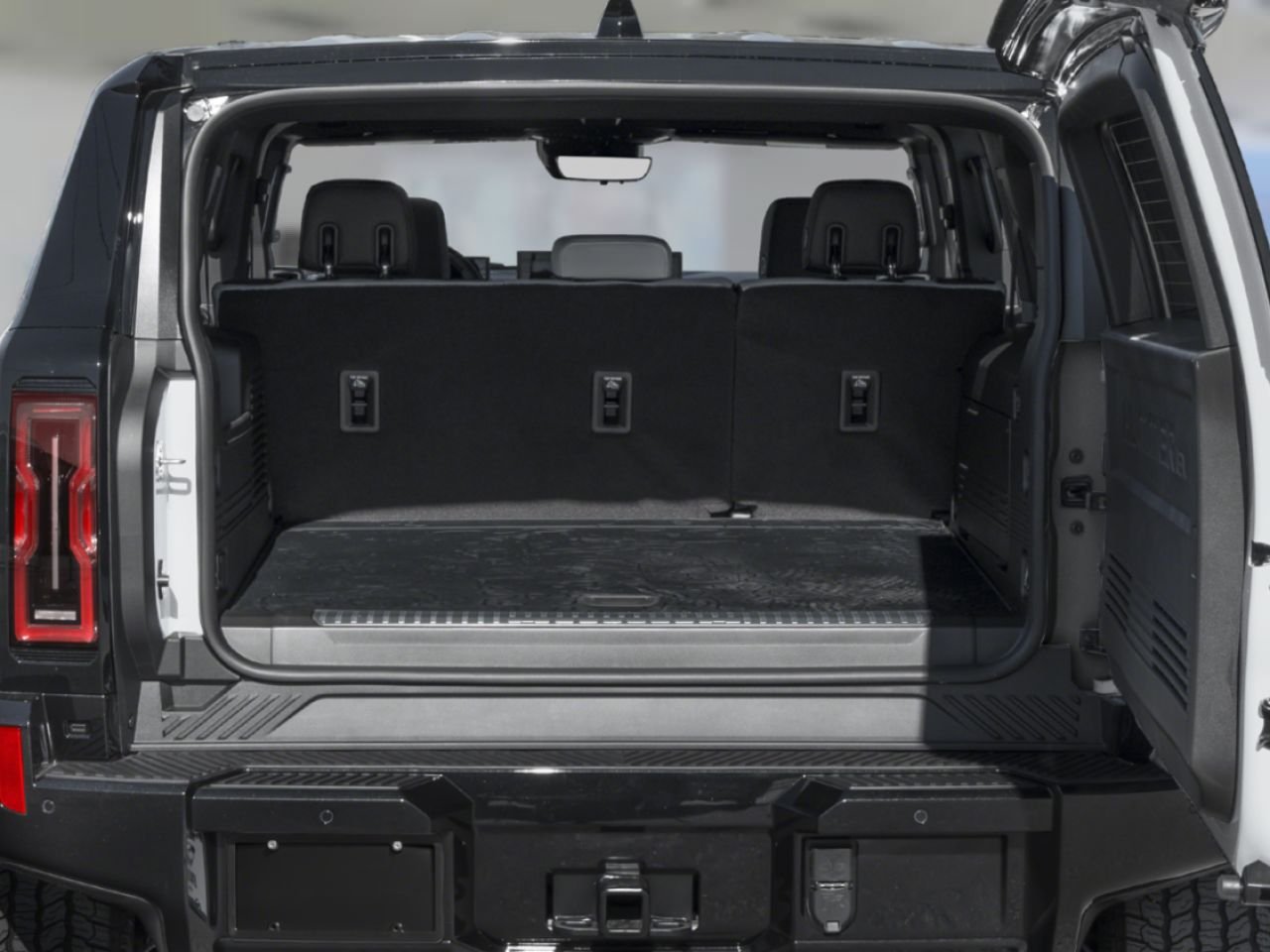 2026 GMC HUMMER EV SUV HUMMER EV SUV 3X e4WD (1SG) Void Black Rivière-du-Loup - photo #4