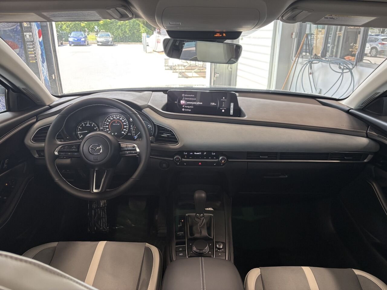 2026 MAZDA CX-30 GT KURO TURBO Jet Black Mica Châteauguay - photo #8
